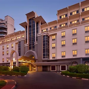 Hotel Mövenpick Hotel&apartments Bur