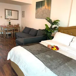 luxury-casa-diamond-apartments-in-dubai-marina.dubaihotelsoffers.com/